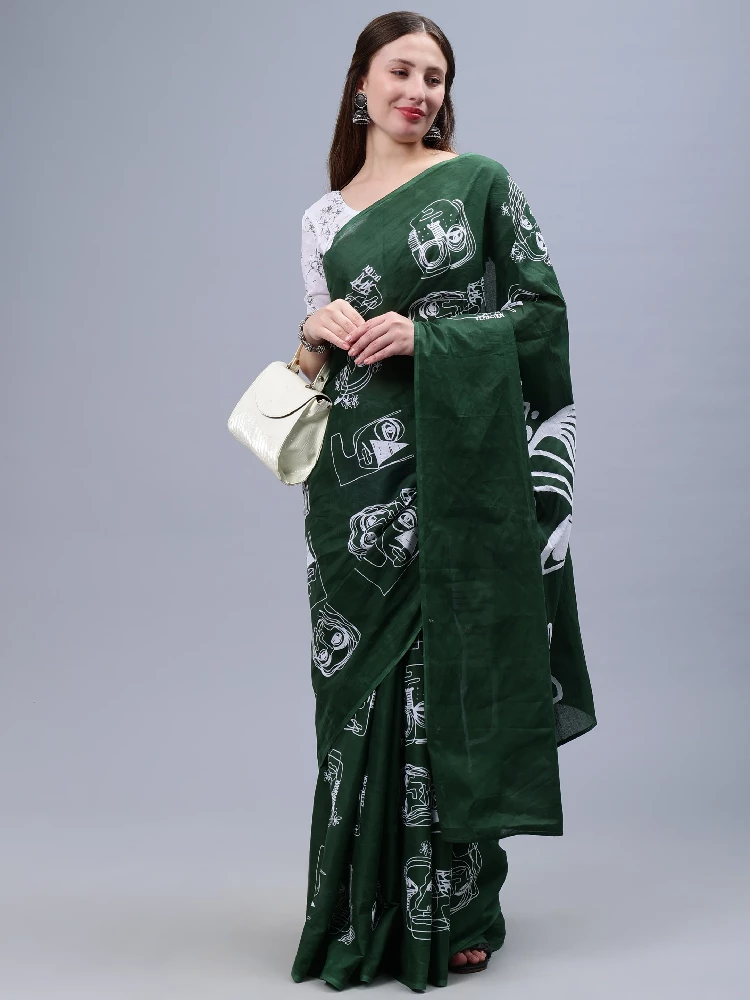Bottle Green Printed Malmal Cotton Saree-4.webp